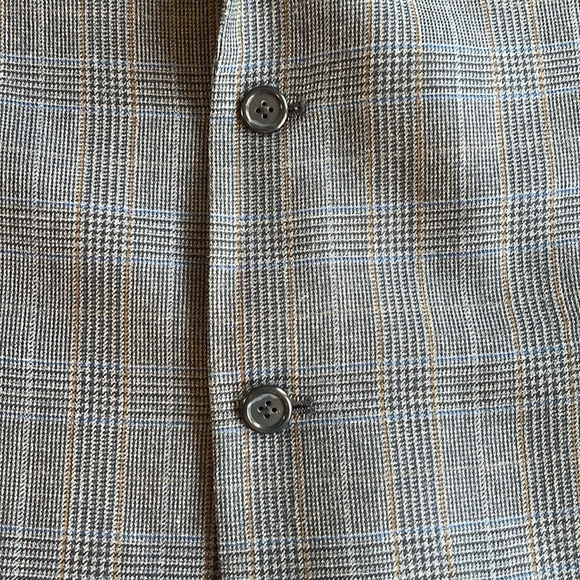 Jos. A. Bank Plaid Sport Coat, 46L - Picture 3 of 14